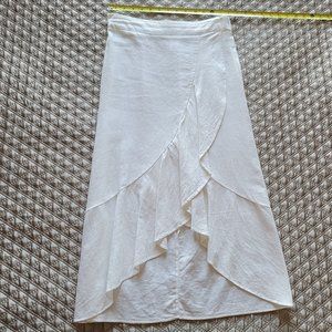 Linen Ruffle Skirt - Like New - White - Small - Westport - Stylish - Spring
